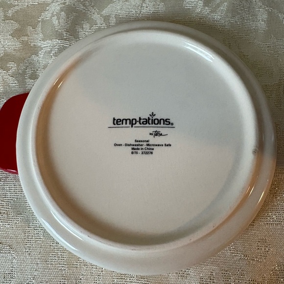 Temp-Tations Christmas Mug with Lid and Plate - Picture 7 of 9